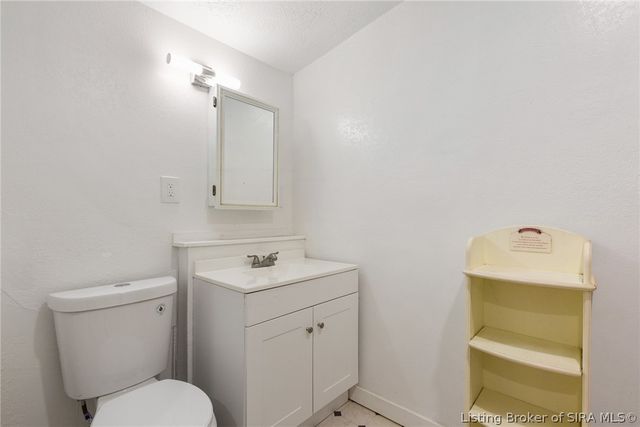 10055 Old Highway 111 SE, Elizabeth, IN 47117