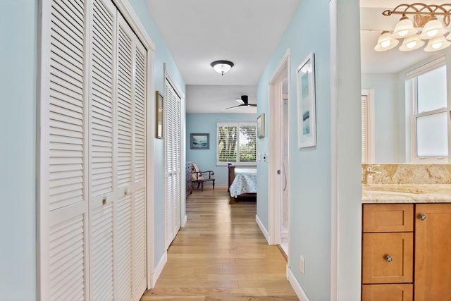 12457 Harbour Ridge Boulevard 27, Palm City, FL 34990