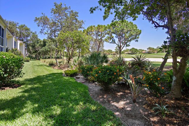 12457 Harbour Ridge Boulevard 27, Palm City, FL 34990