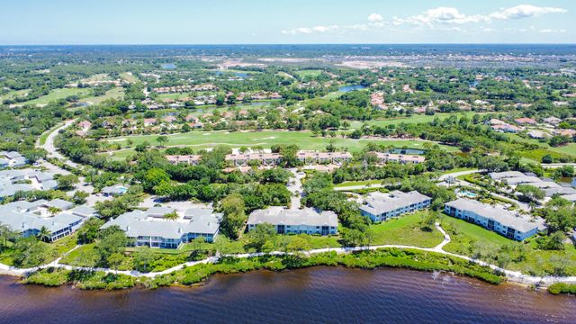 12457 Harbour Ridge Boulevard 27, Palm City, FL 34990