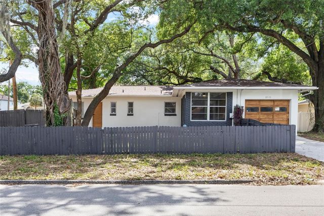 8510 N SEMINOLE AVENUE, Tampa, FL 33604