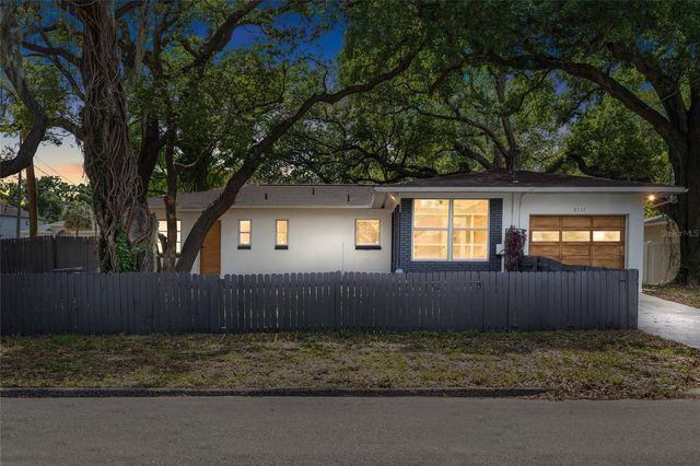 8510 N SEMINOLE AVENUE, Tampa, FL 33604