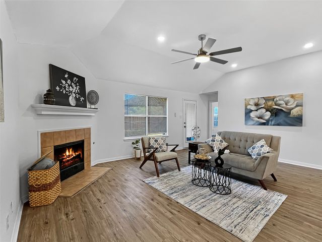 2712 Dawn Spring Drive, Little Elm, TX 75068