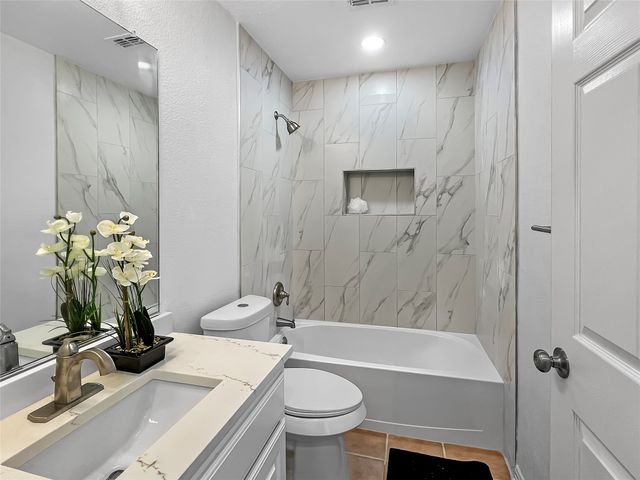 2712 Dawn Spring Drive, Little Elm, TX 75068