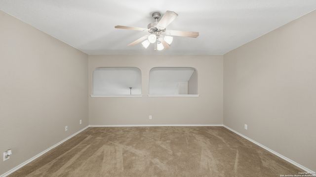 716 Hollow Ridge, Schertz, TX 78108