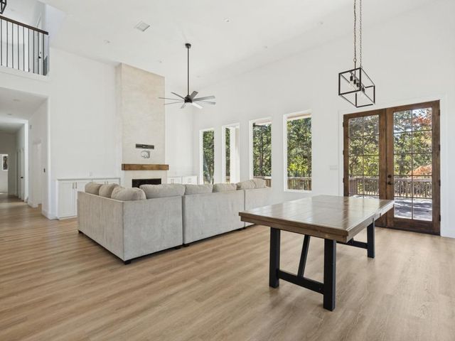 103 Mills Crossing, Bastrop, TX 78602