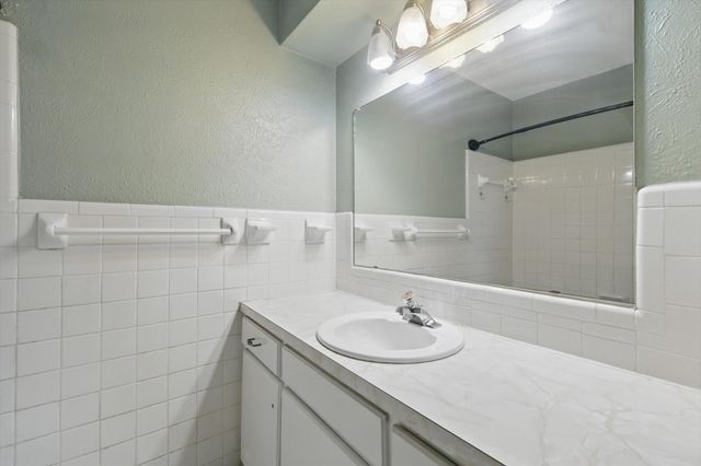 2925 Portales Drive, Fort Worth, TX 76116