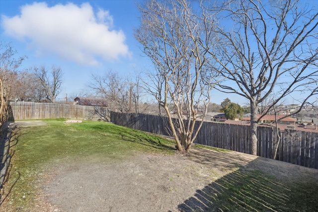 2925 Portales Drive, Fort Worth, TX 76116