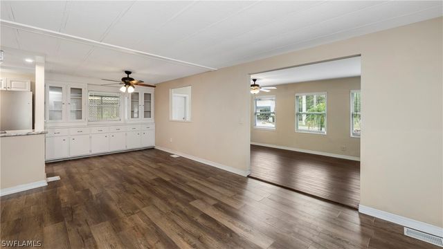 851 Manatee RD, Naples, FL 34114