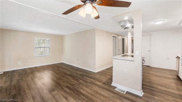 851 Manatee RD, Naples, FL 34114