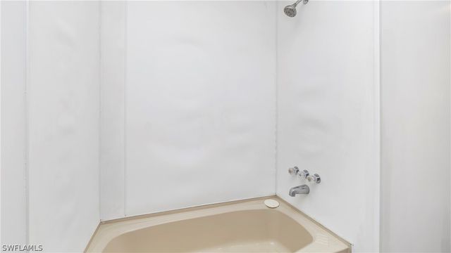 851 Manatee RD, Naples, FL 34114