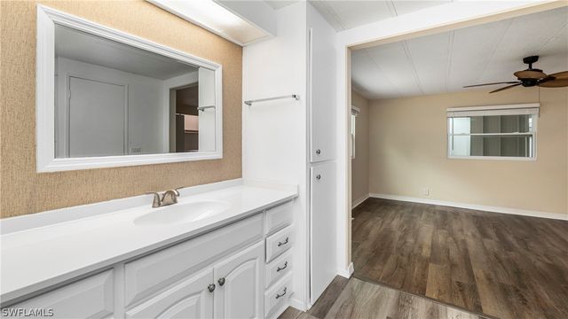 851 Manatee RD, Naples, FL 34114