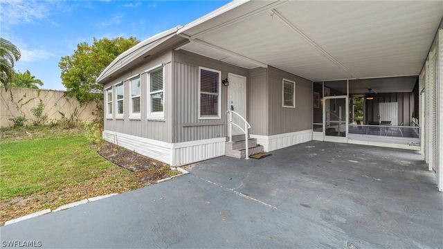 851 Manatee RD, Naples, FL 34114