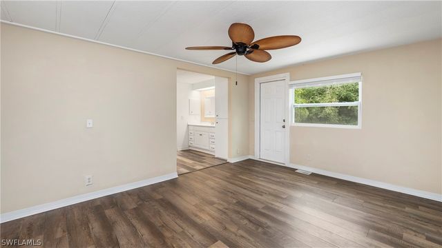 851 Manatee RD, Naples, FL 34114