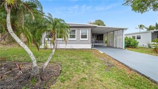 851 Manatee RD, Naples, FL 34114