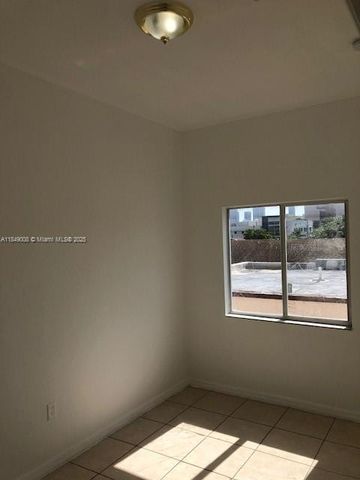 1063 SW 2nd St 2, Miami, FL 33130