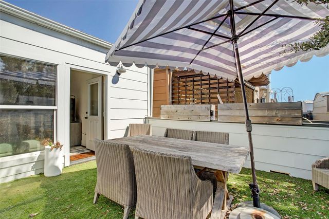 513 E 11th Street, Houston, TX 77008