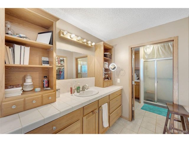 2540 S Kipling St, Lakewood, CO 80227