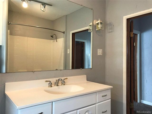 2540 S Kipling St, Lakewood, CO 80227