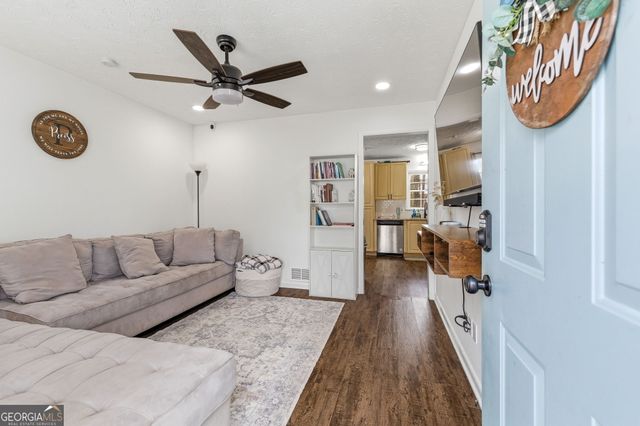 733 W Creek Circle, Monroe, GA 30655