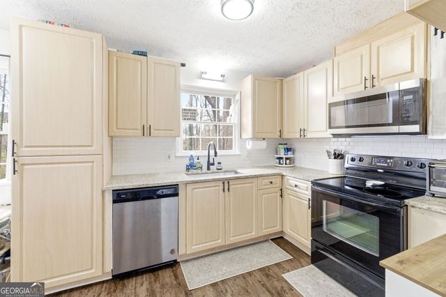 733 W Creek Circle, Monroe, GA 30655