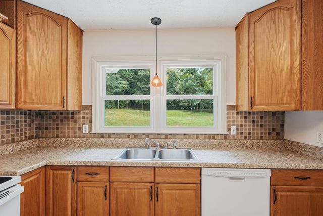 3703 Thrushwood Drive, Chattanooga, TN 37415