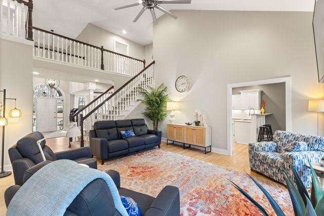 8324 Chambery Boulevard, Johnston, IA 50131