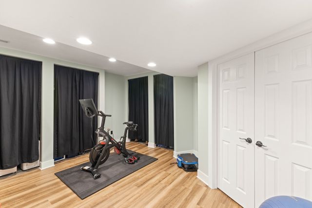 8324 Chambery Boulevard, Johnston, IA 50131