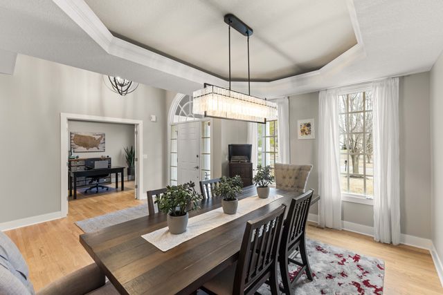 8324 Chambery Boulevard, Johnston, IA 50131