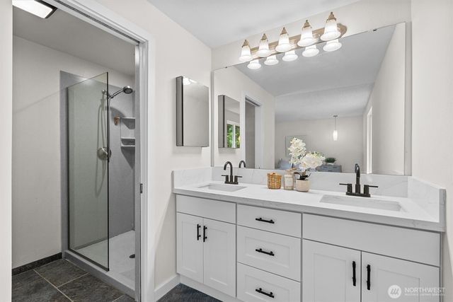 3020 169th Avenue NE, Bellevue, WA 98008