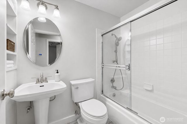 3020 169th Avenue NE, Bellevue, WA 98008