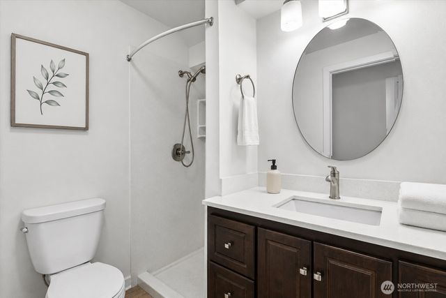 3020 169th Avenue NE, Bellevue, WA 98008