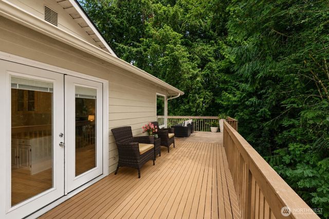 3020 169th Avenue NE, Bellevue, WA 98008