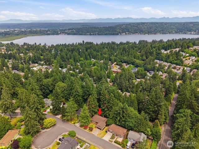 3020 169th Avenue NE, Bellevue, WA 98008