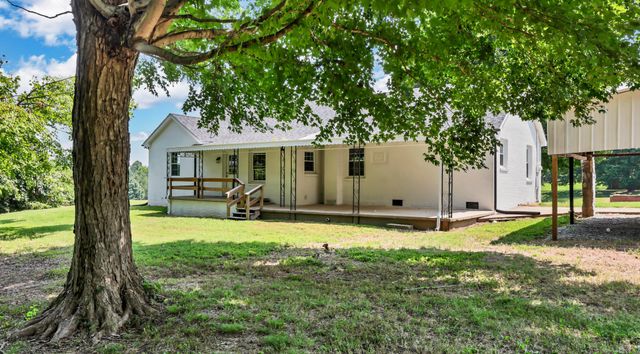 3436 Highway 48, Cunningham, TN 37052