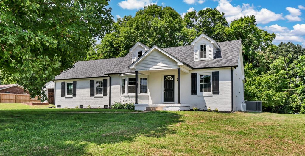 3436 Highway 48, Cunningham, TN 37052