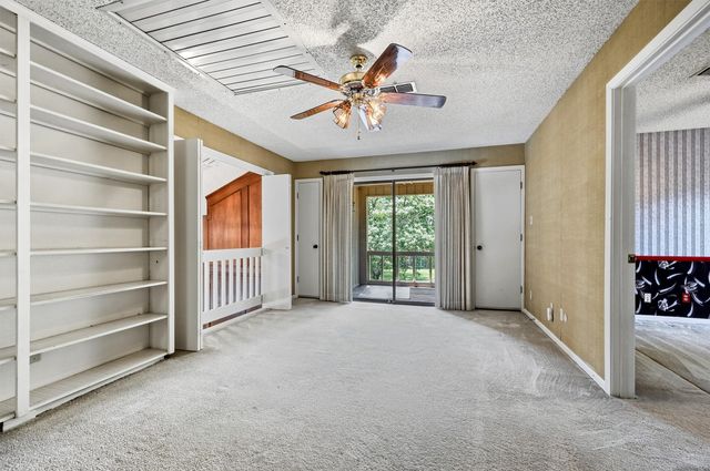 146 River Hills Drive, Denison, TX 75020