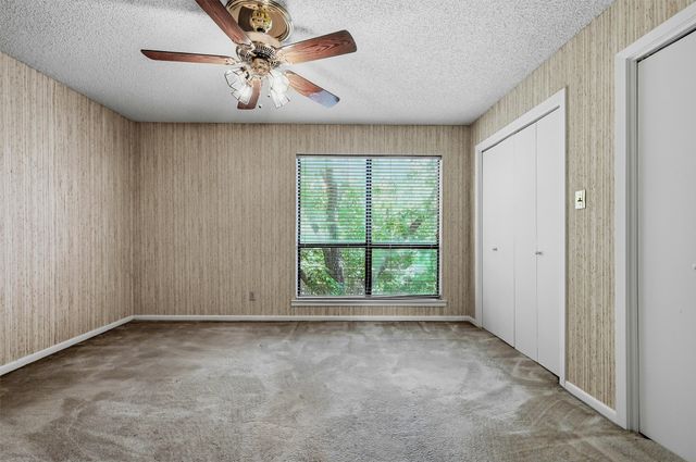 146 River Hills Drive, Denison, TX 75020