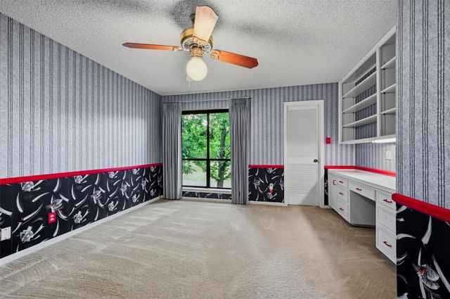146 River Hills Drive, Denison, TX 75020