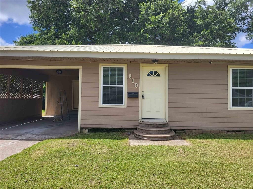 810 Gulf Street, Lake Charles, LA 70601