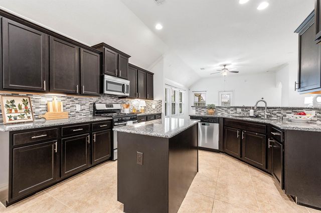 20715 Arrow Falls Lane, Richmond, TX 77407