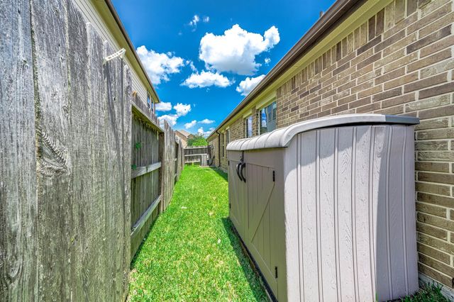 20715 Arrow Falls Lane, Richmond, TX 77407