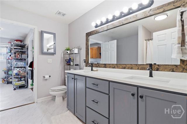 326 Lake Shore Drive, Midway, GA 31320
