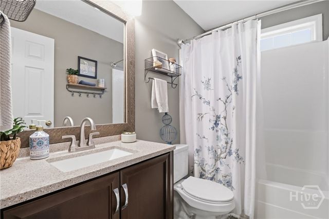 326 Lake Shore Drive, Midway, GA 31320
