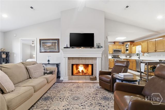326 Lake Shore Drive, Midway, GA 31320