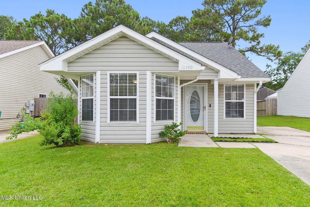 10740 E Bay Tree Drive, Gulfport, MS 39503