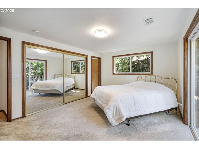 1105 Sw 10TH Dr, Gresham, OR 97080
