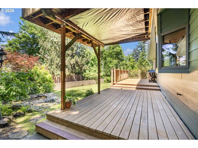 1105 Sw 10TH Dr, Gresham, OR 97080