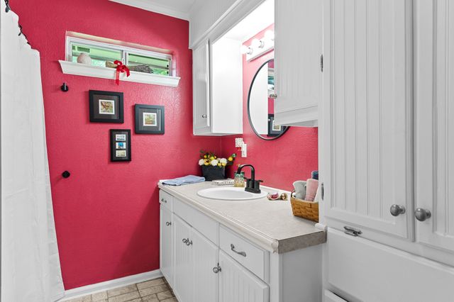 236 Circle Drive, Point, TX 75472