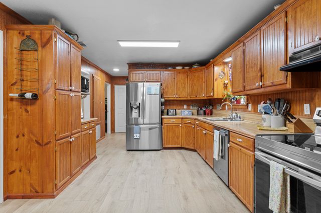236 Circle Drive, Point, TX 75472